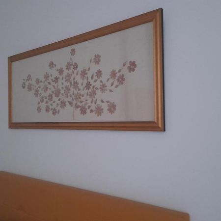 Nonna Vittoria Apartment Salerno Bagian luar foto