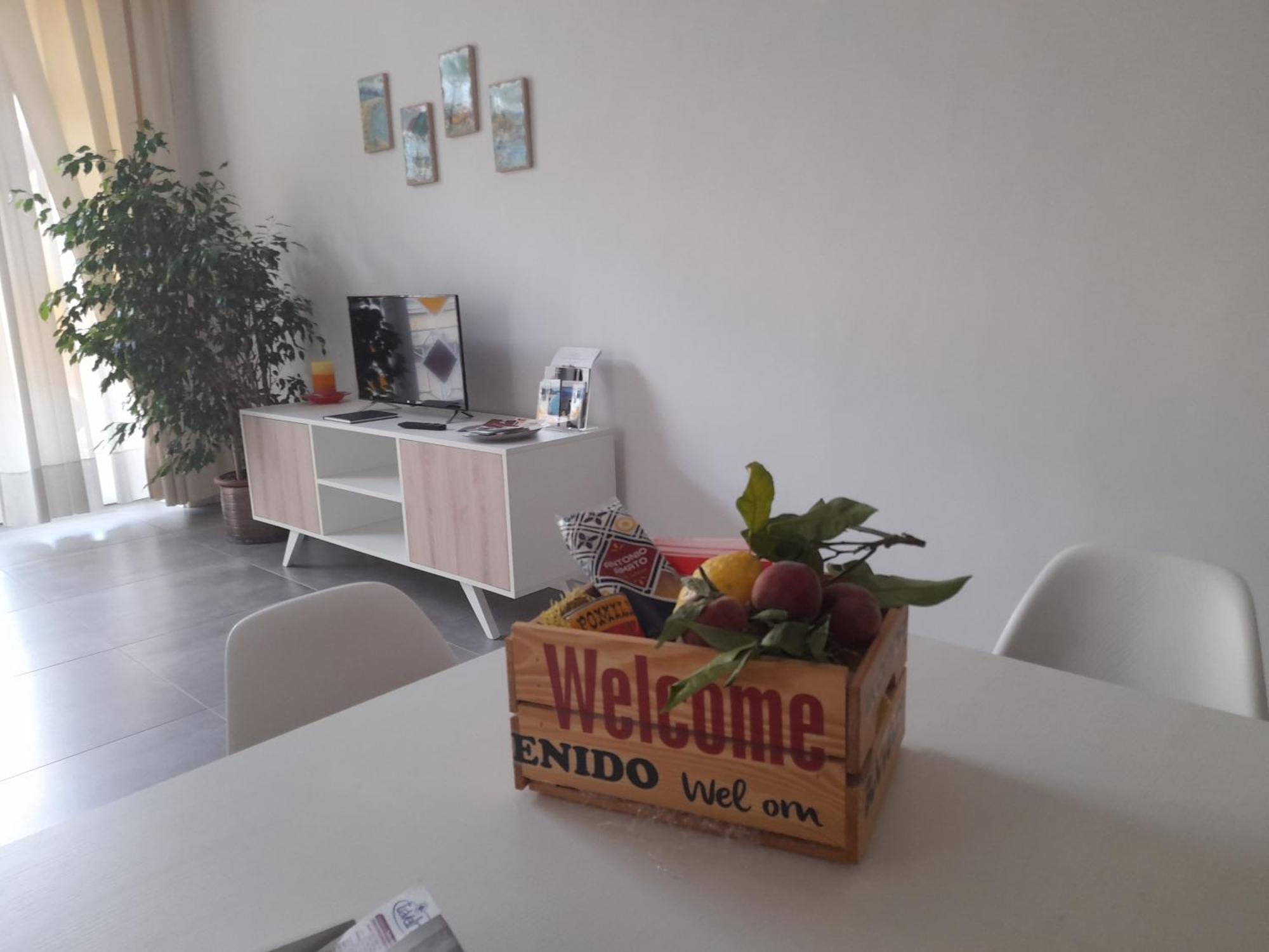 Nonna Vittoria Apartment Salerno Bagian luar foto