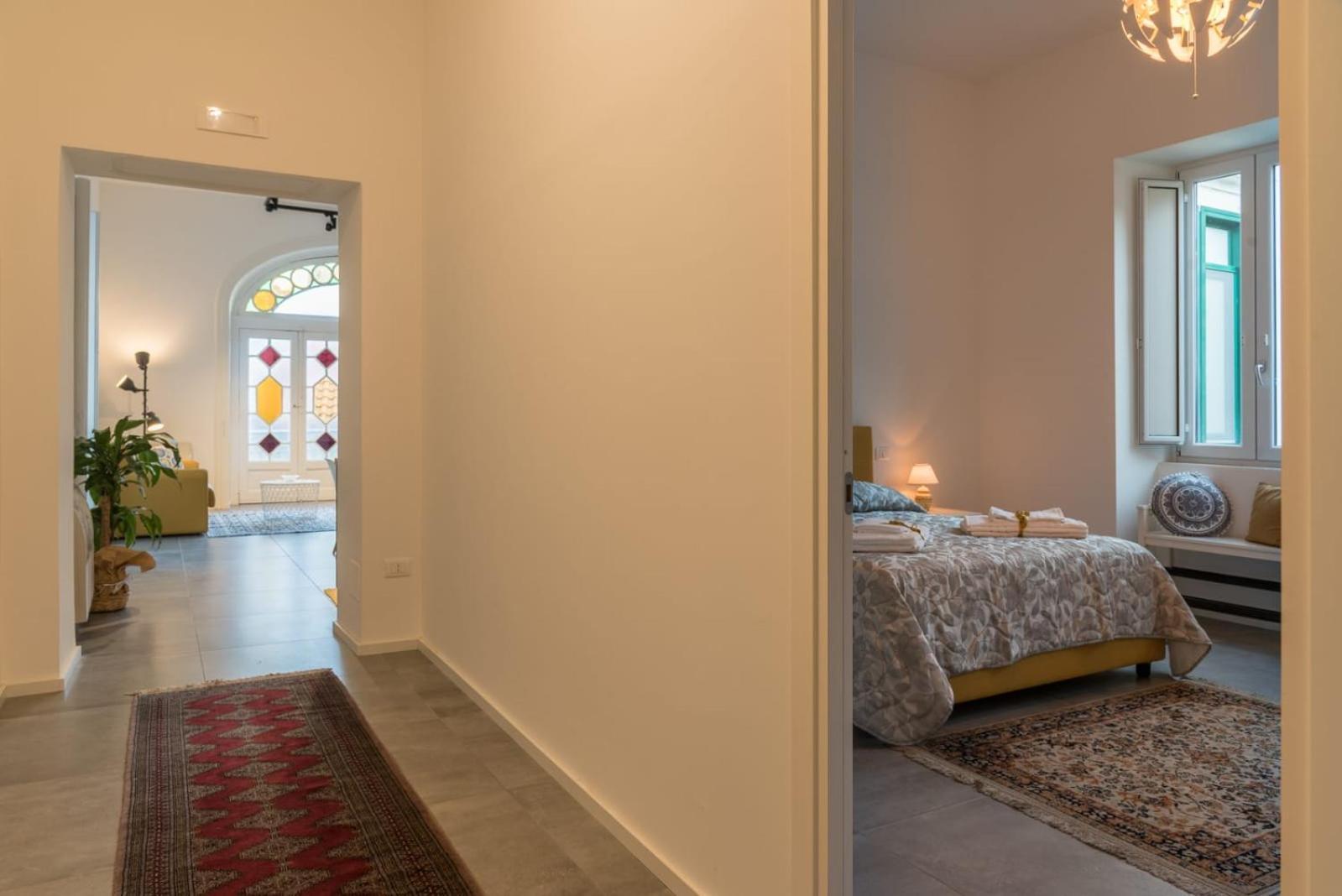 Nonna Vittoria Apartment Salerno Bagian luar foto